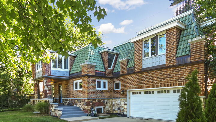 Property Photo:  535 N Ashland Avenue  IL 60526 