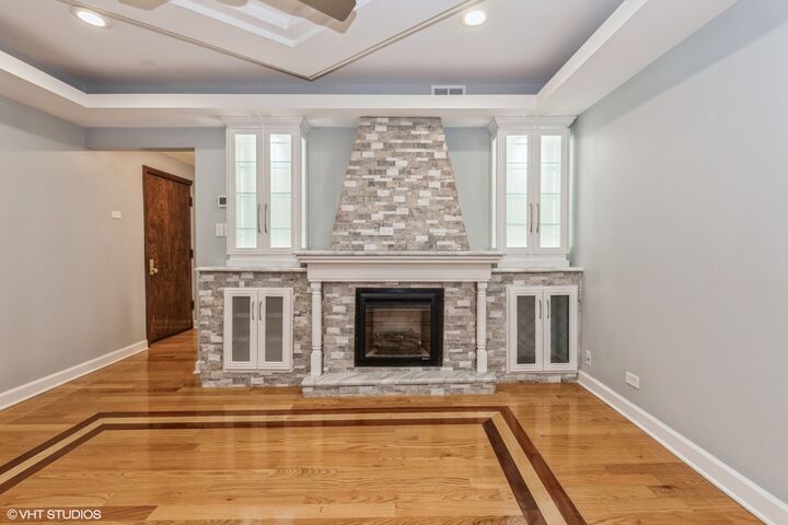 Property Photo:  6414 N Albany Avenue 1E  IL 60645 