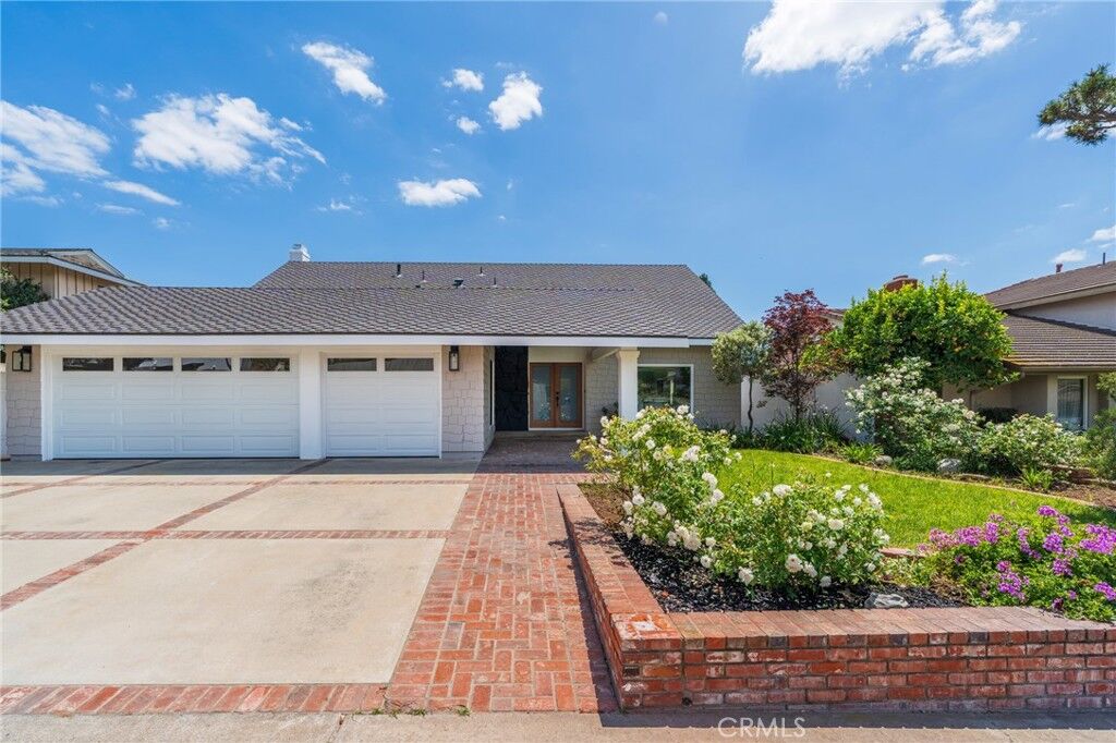 Property Photo:  938 Oakcrest  CA 92821 
