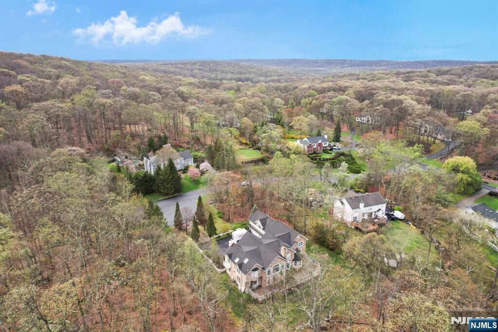 Property Photo:  12 Butternut Terrace  NJ 07405 