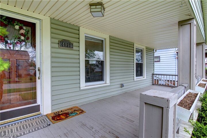 Property Photo:  4096 W 160th Street  OH 44135 