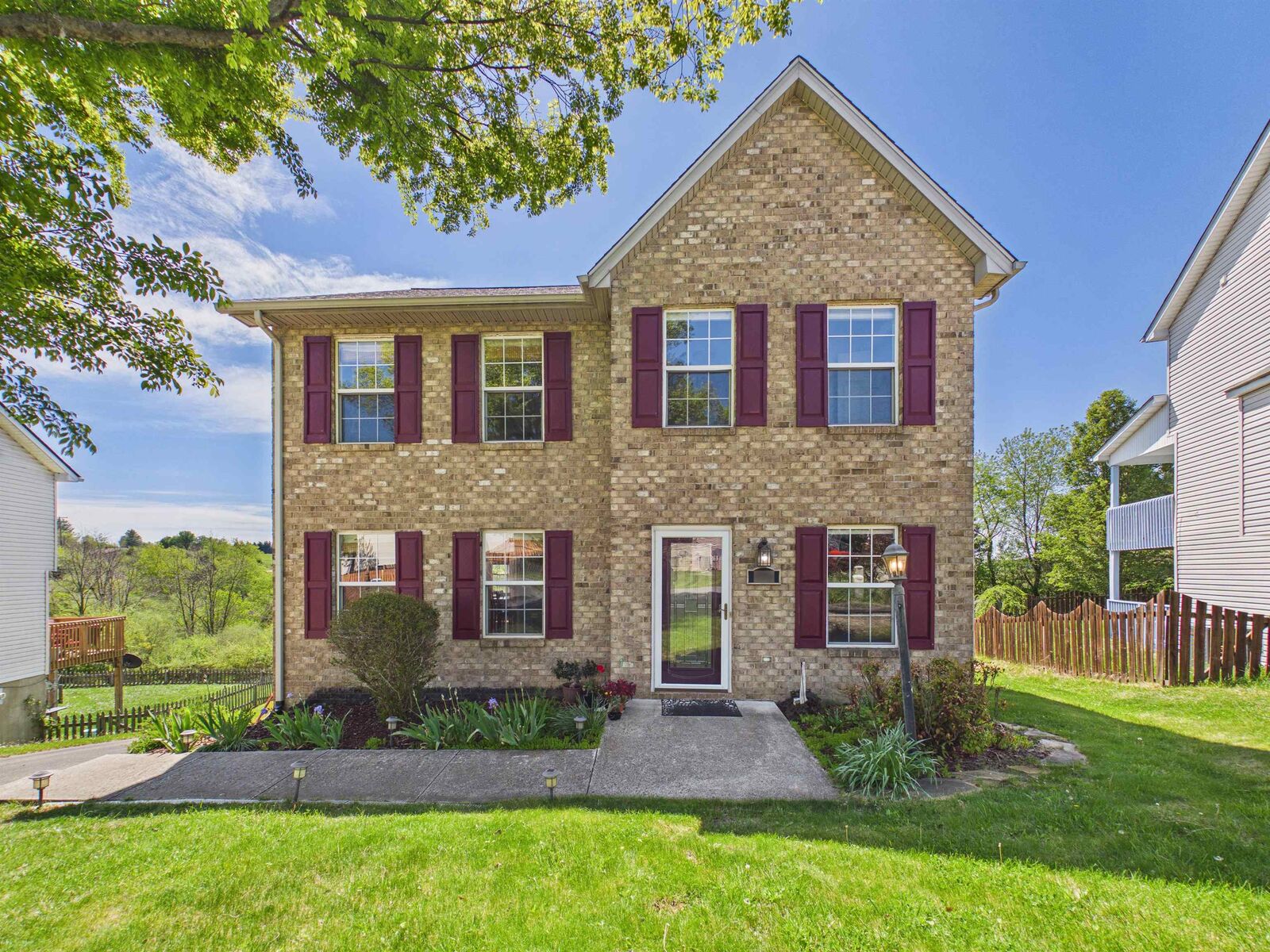 Property Photo:  215 Sequoia Circle NW  VA 24073 