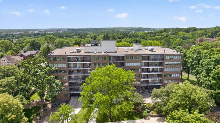 Property Photo:  600 4th Street SW 408  MN 55902 
