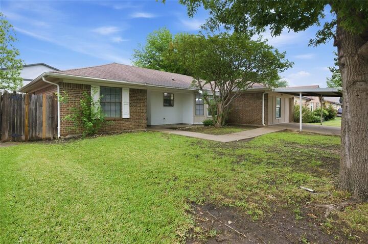 Property Photo:  209 Blue Ridge Trail  TX 76179 