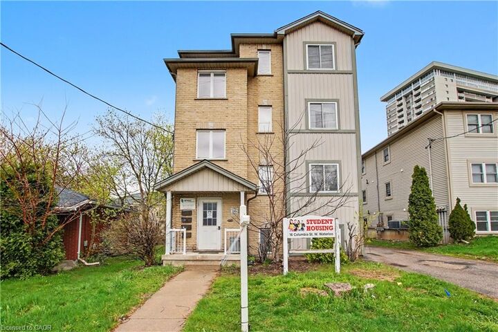 16 Columbia Street W — photo 1