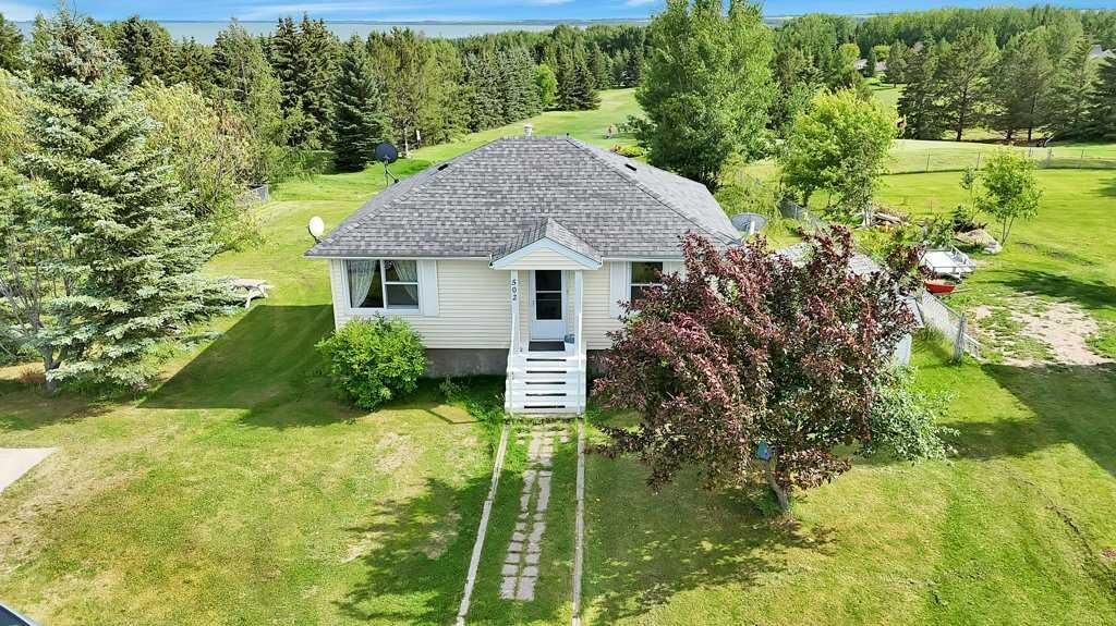 Property Photo: 502 Sunnyside 500 Place AB T0C 2J0