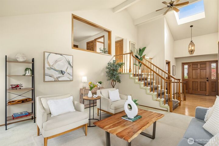 Property Photo:  1201  6th Place S  WA 98020 