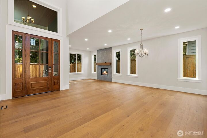 Property Photo:  15518  56th Avenue W  WA 98026 