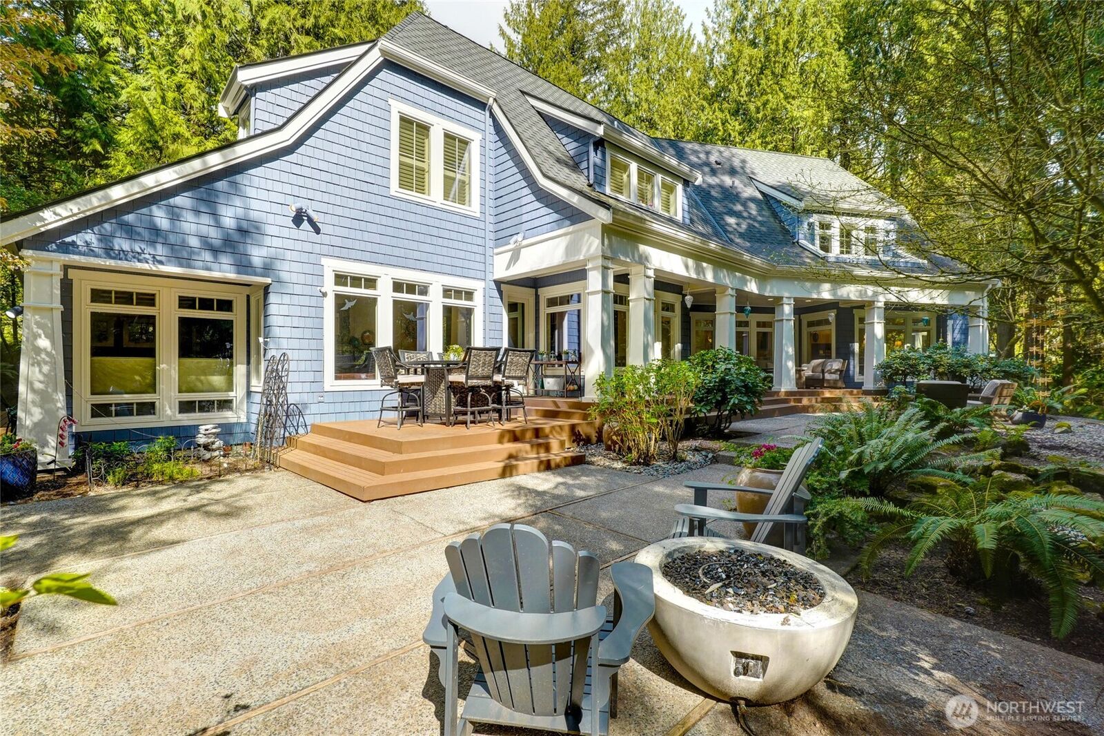 Property Photo:  29213 SE 5th Street  WA 98024 