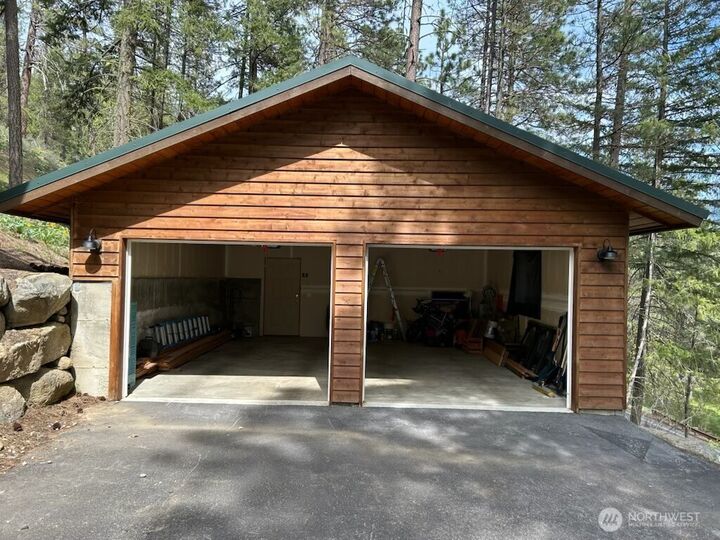 Property Photo:  11090  Eagle Creek Road  WA 98828 