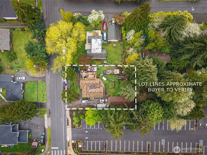 Property Photo:  17427  10th Avenue NE  WA 98155 