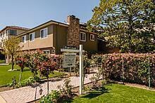 Property Photo:  40 West 4th Avenue 106  CA 94402 