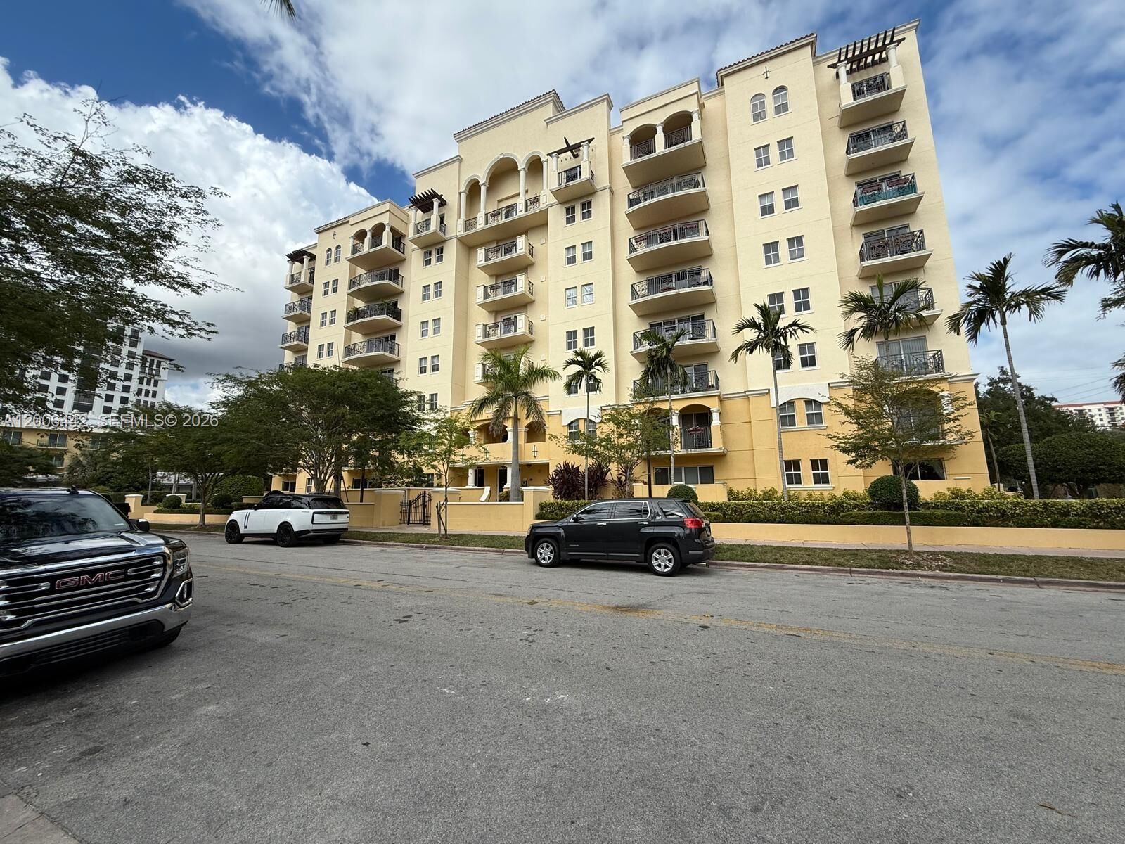 Property Photo:  101 Sidonia Ave 301  FL 33134 