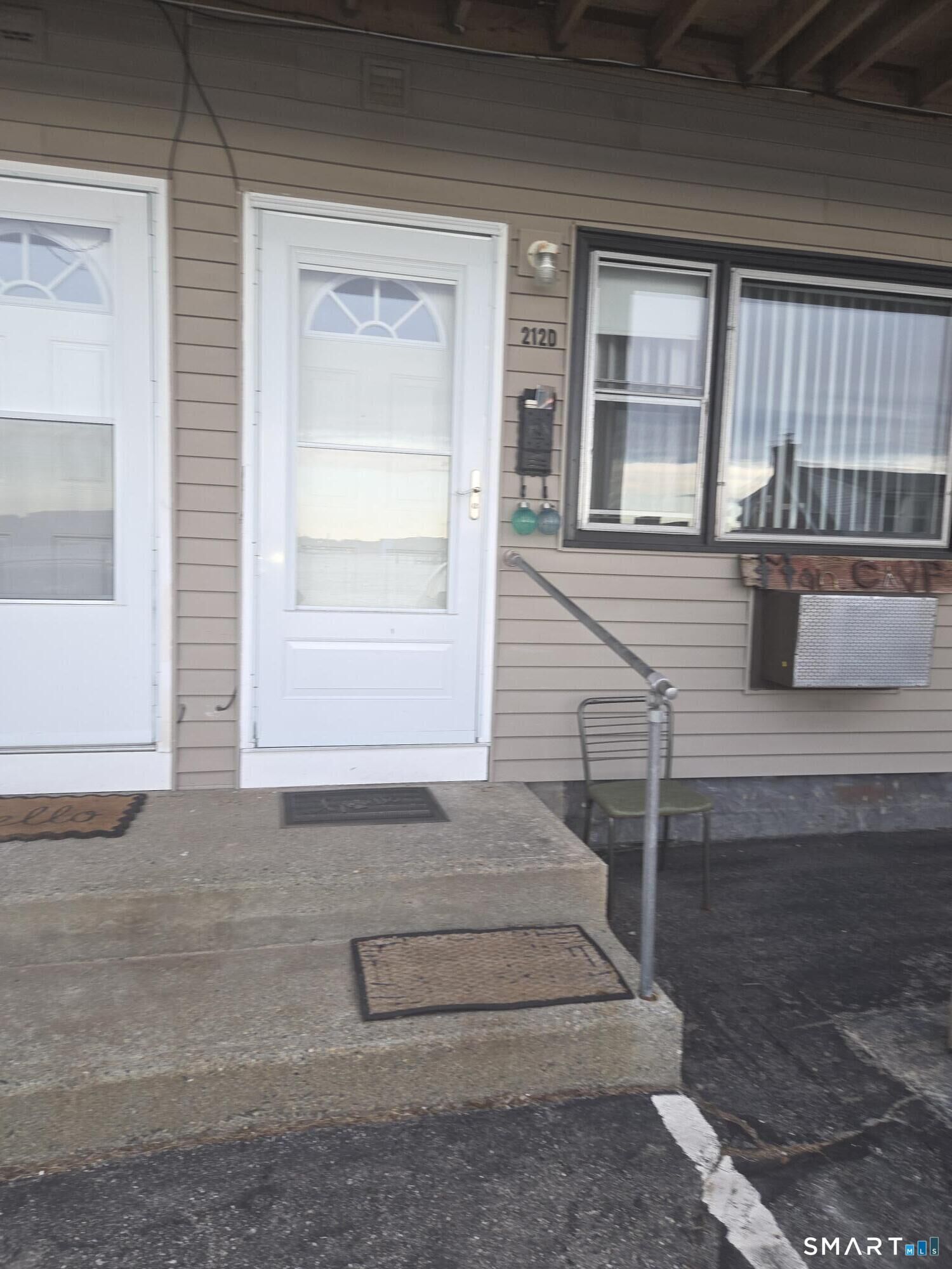Property Photo: 212-D Pequot Avenue 212D CT 06320