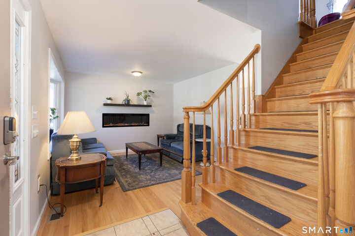 Property Photo:  8 Crestview Terrace  CT 06492 