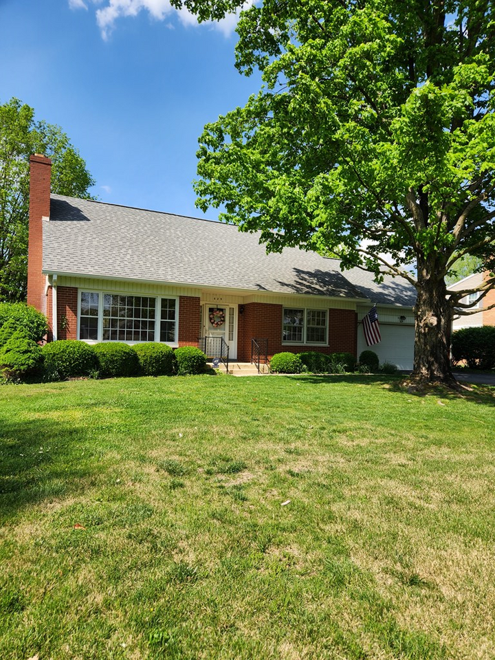 Property Photo:  629 5th St  OH 45601 