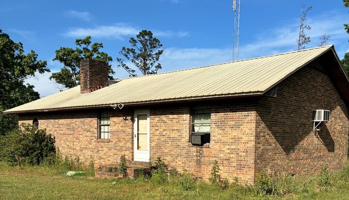 Property Photo:  26580 Co Rd 21  AL 36474 