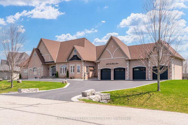 5121 Tom Thomson Court — photo 1
