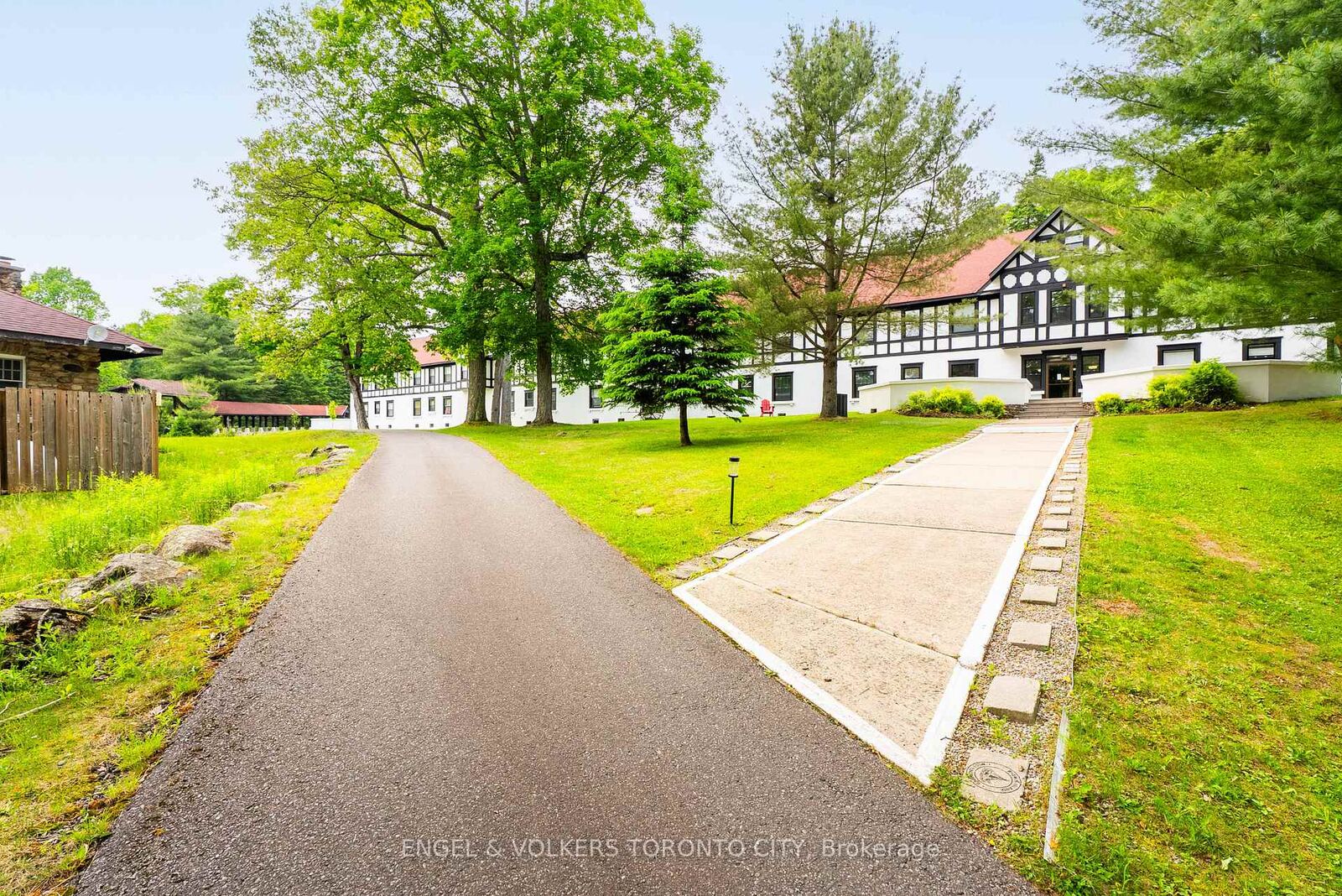 Property Photo: 12 Bigwin Island 117 ON P0B 1A0