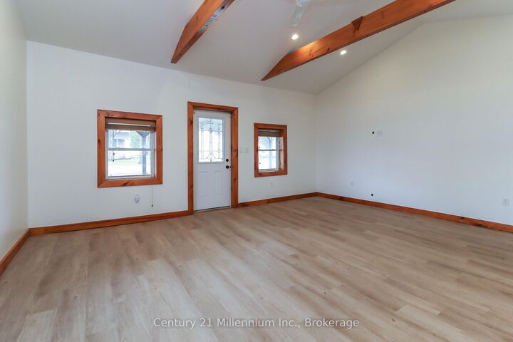 Property Photo:  246 Superior Street  ON L0M 1S0 