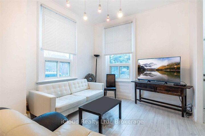 Property Photo: 59 Mary Street ON L4N 1T2