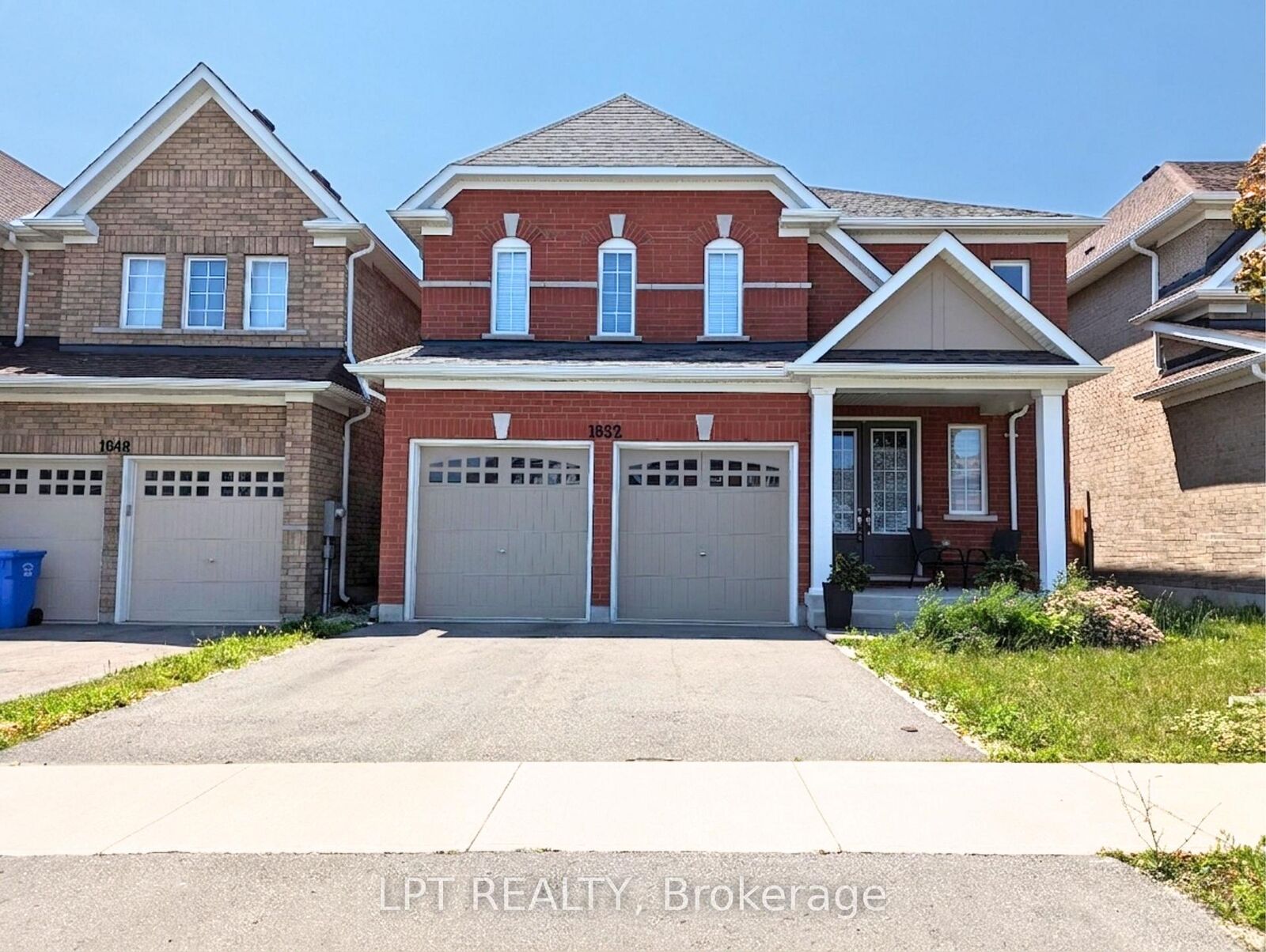Property Photo: 1852 Grandview Street N ON L1K 0Y2