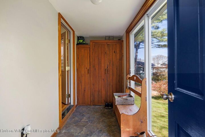 Property Photo:  452 Mountain  NY 12440 