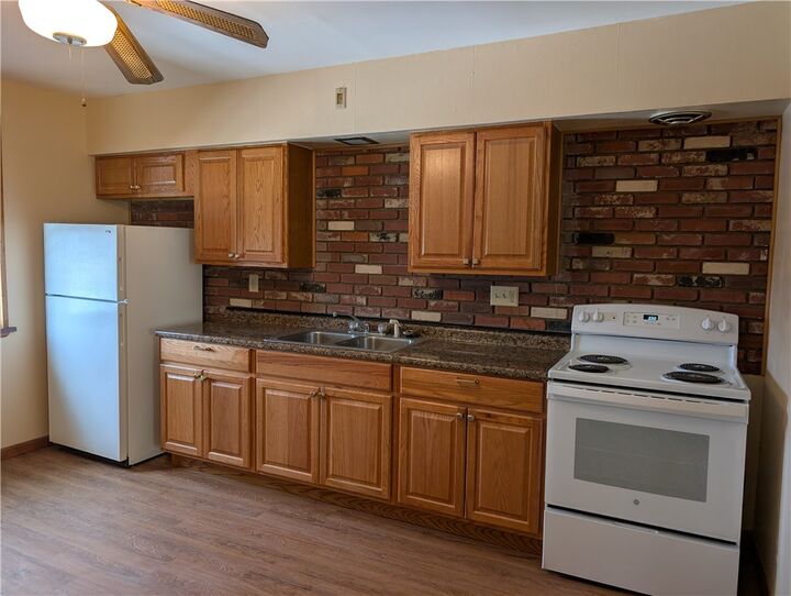 Property Photo:  619 Conrad 2  PA 15022 