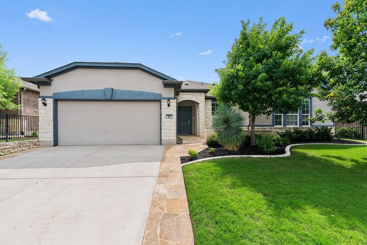 Property Photo:  509 Davis Mountain Circle  TX 78633 