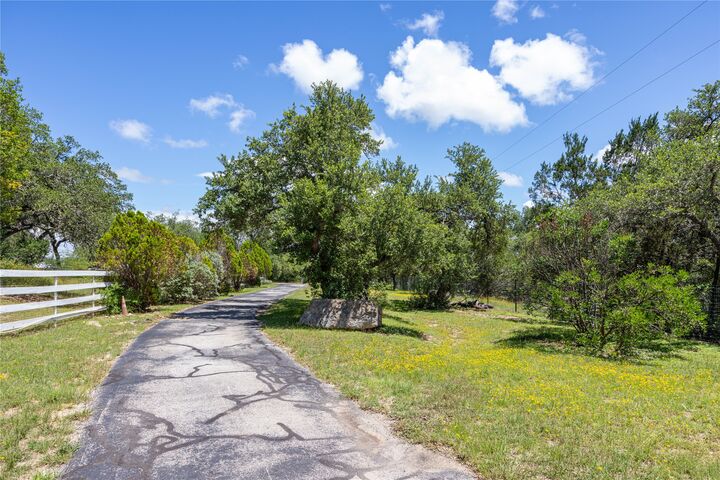 Property Photo:  1645 Agarita Drive  TX 78623 