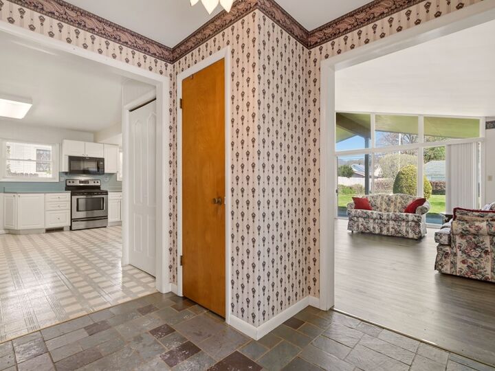 Property Photo:  326 W Main Street  PA 16354 