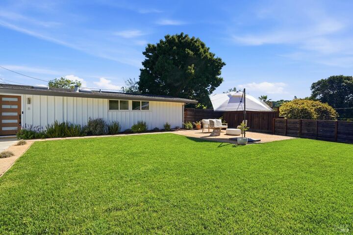 Property Photo:  8 Nova Lane  CA 94945 