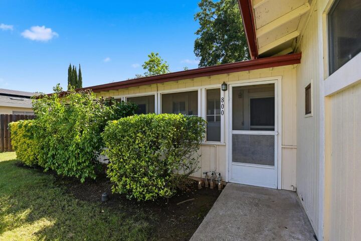 Property Photo:  800 3rd Street  CA 95692 