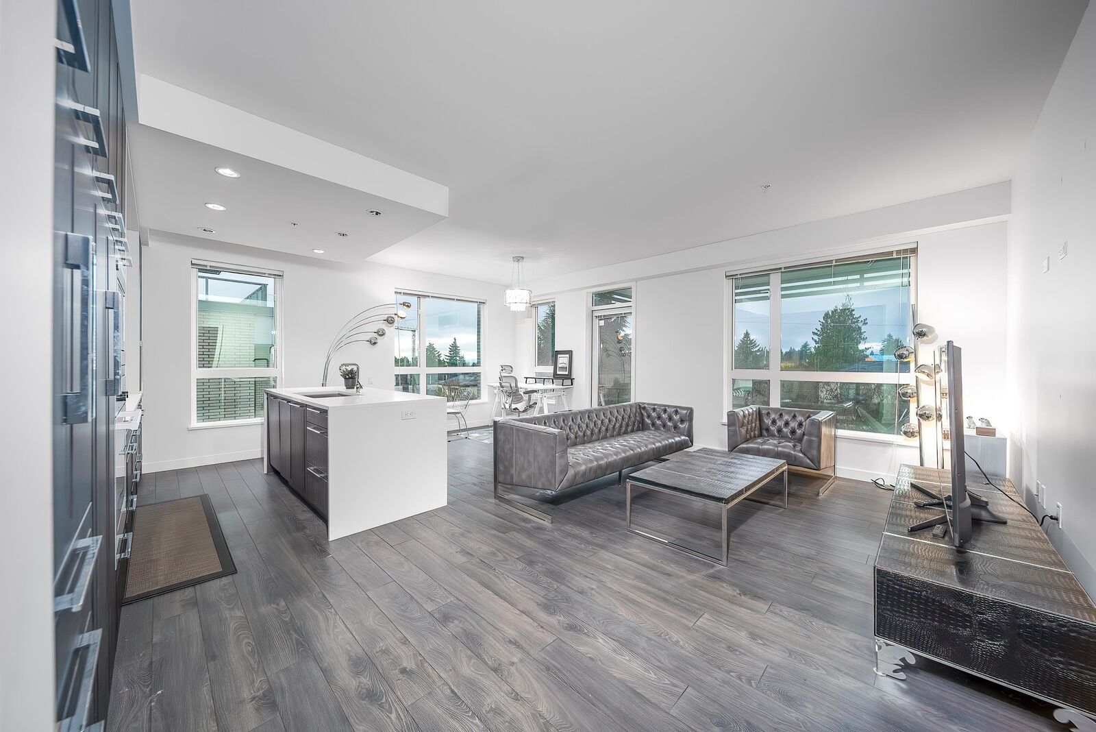 Property Photo:  6677 Cambie Street 505  BC V6P 0E6 