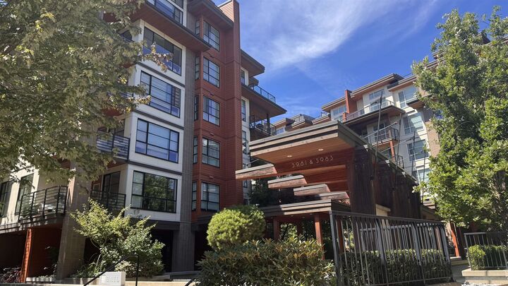 Property Photo: 5983 Gray Avenue 301 BC V6S 0G8