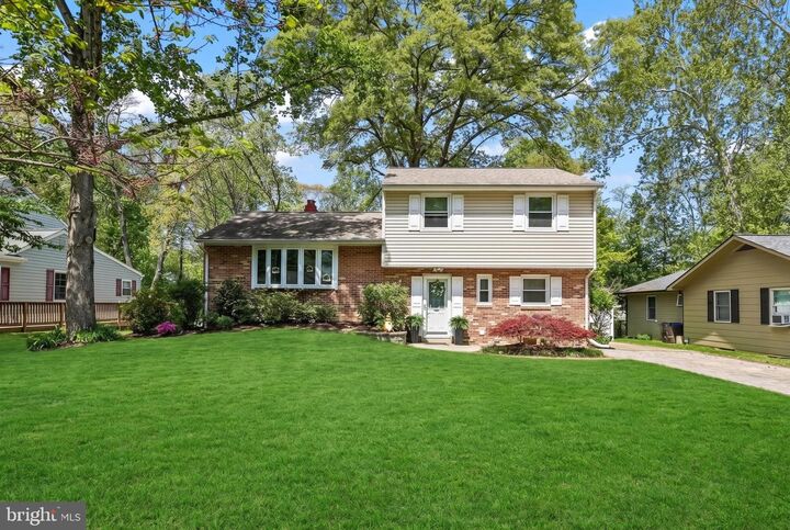 Property Photo:  32 Severndale Road  MD 21146 