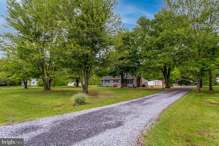 Property Photo:  49187 Trapp Road  MD 20684 