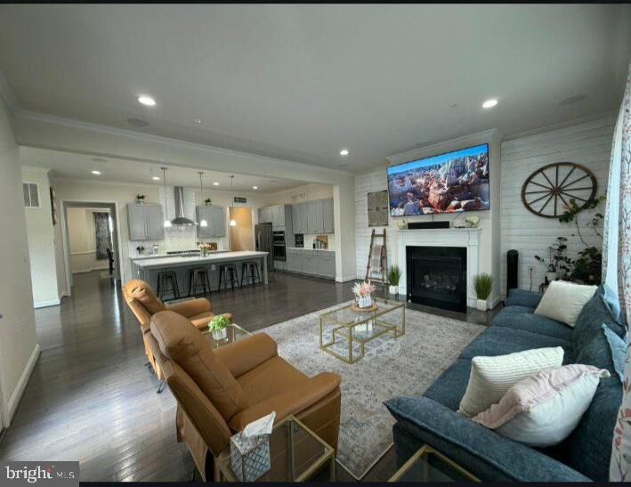 Property Photo:  10390 Springside Terrace  MD 21754 