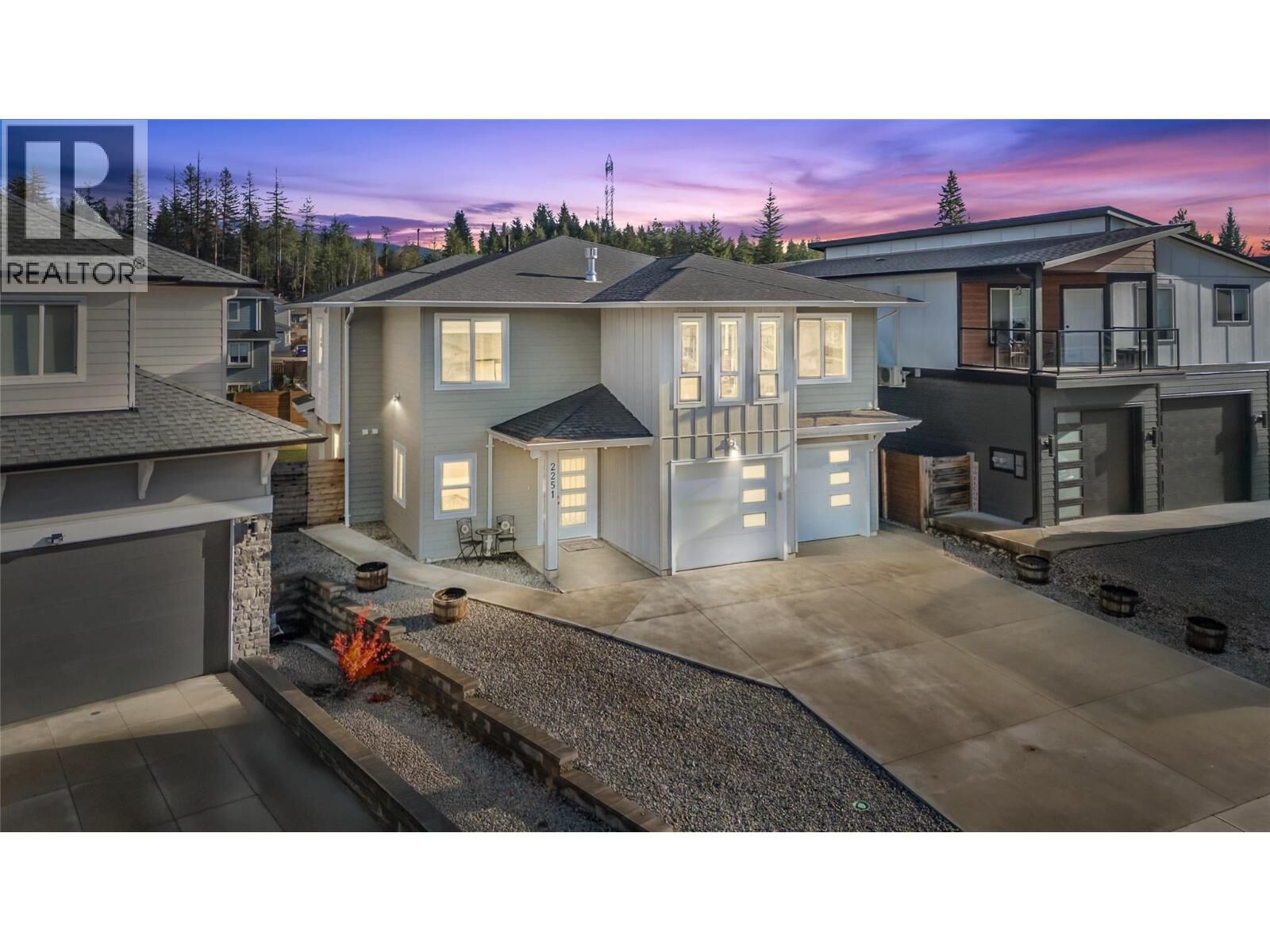 Property Photo: 2251 14 Avenue Southeast BC V1E 0E7