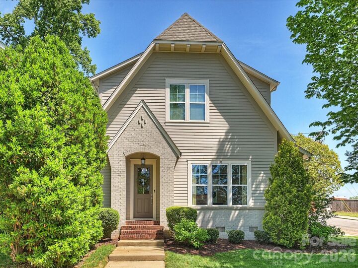 Property Photo:  1131 Reece Road  NC 28209 