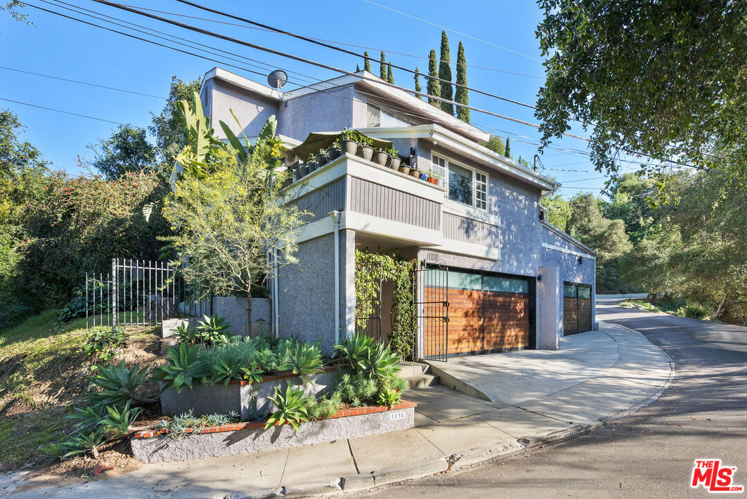 Property Photo:  1138 Glen Arbor Ave  CA 90041 