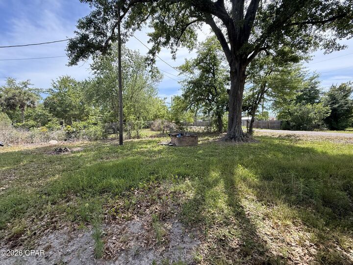 Property Photo:  6714 Sunburst Lane  FL 32409 