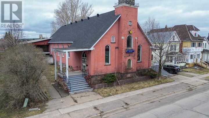 Property Photo:  549 Cathcart St  ON P6A 1G8 