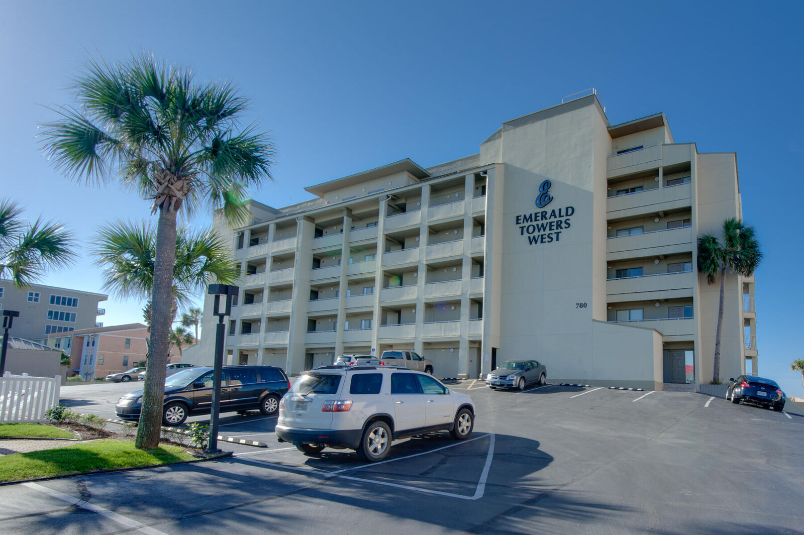 Property Photo:  780 Sundial Court Unit 5007  FL 32548 