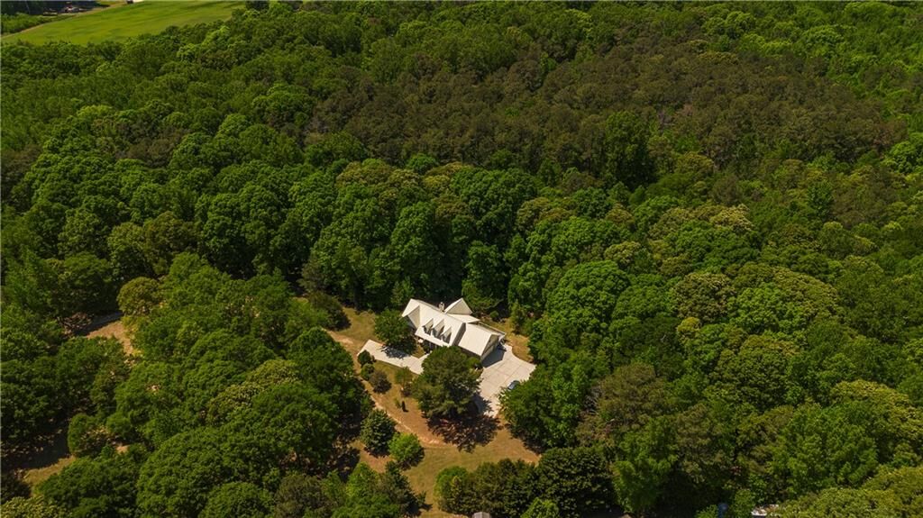 Property Photo:  550 Oak Ridge Drive  GA 30054 