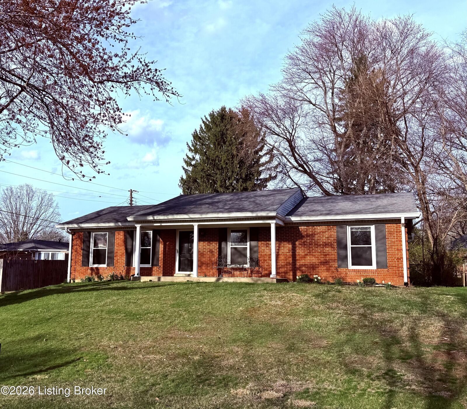 Property Photo:  2611 Welsford Way  KY 40242 