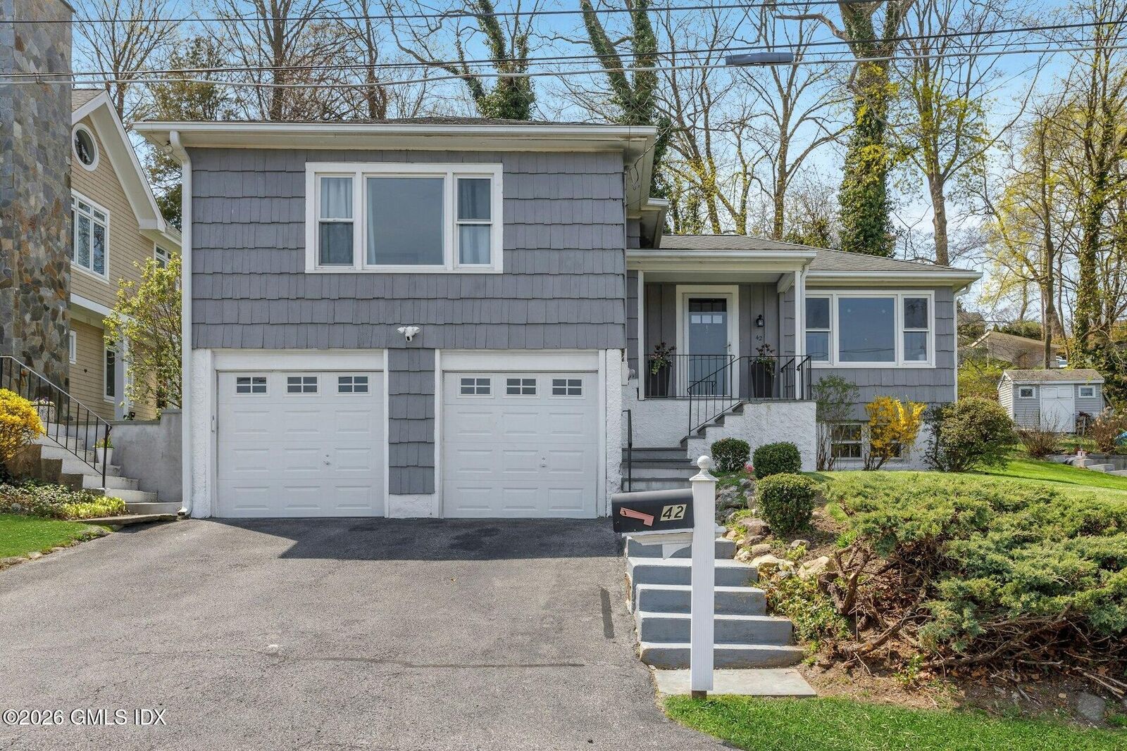 Property Photo:  42 Nicholas Avenue  CT 06831 