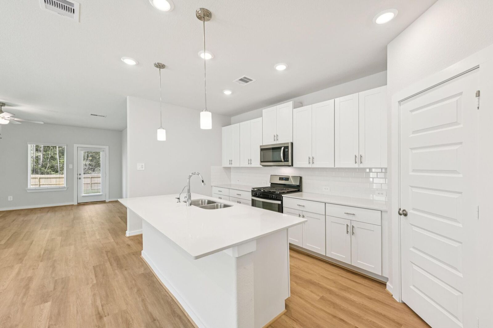 Property Photo:  17779 Mill Manor Drive  TX 77316 
