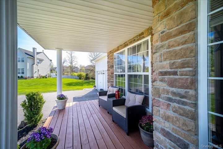 Property Photo: 21 Alder Way NY 12590