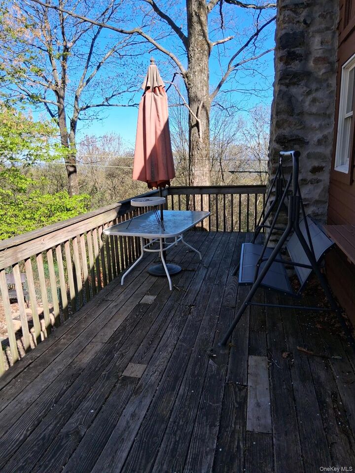 Property Photo: 20 N Oakwood Trail NY 10950